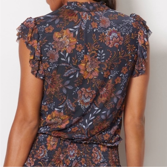 Evereve Tinslee Floral Blouse Smocked Mesh Top Sz Medium - Picture 4 of 14